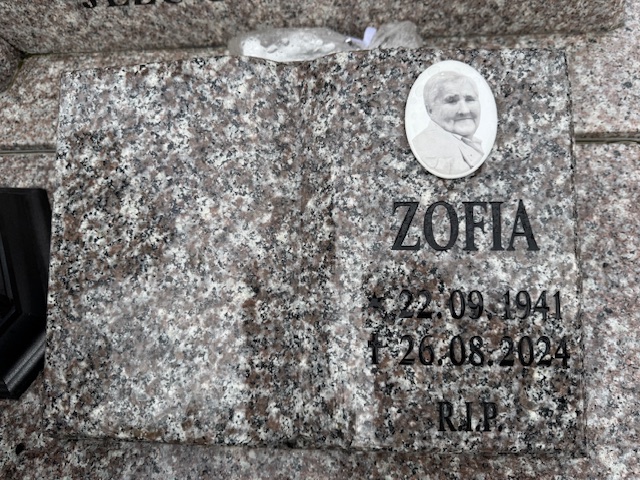 Grób Damian Stołowski