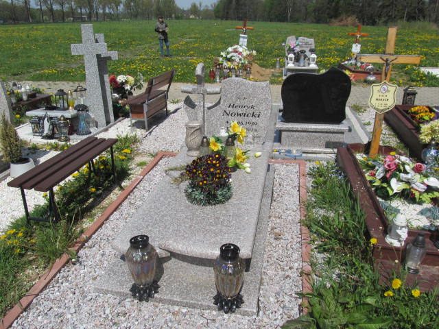 Grób Henryk Nowicki
